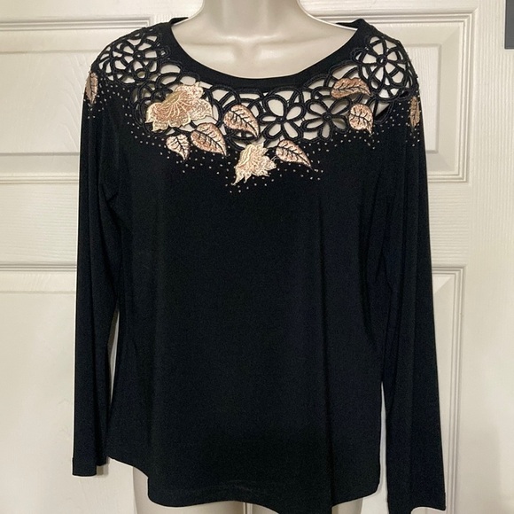 Black Embellished Long Sleeve Blouse with cut out collar - Picture 7 of 9